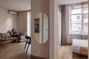 Designed 1BR Apt City center Self checkin Keygo 49